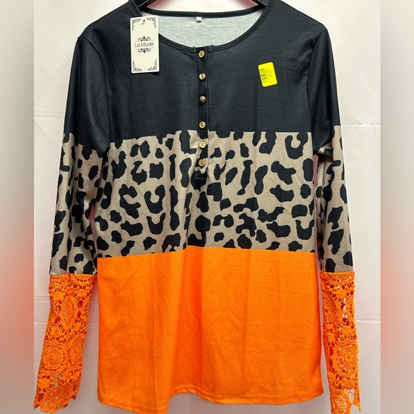 LA MODE | Off-Black & Orange Leopard Color Block Long Sleeve (Size: Large) - Picture 5 of 12